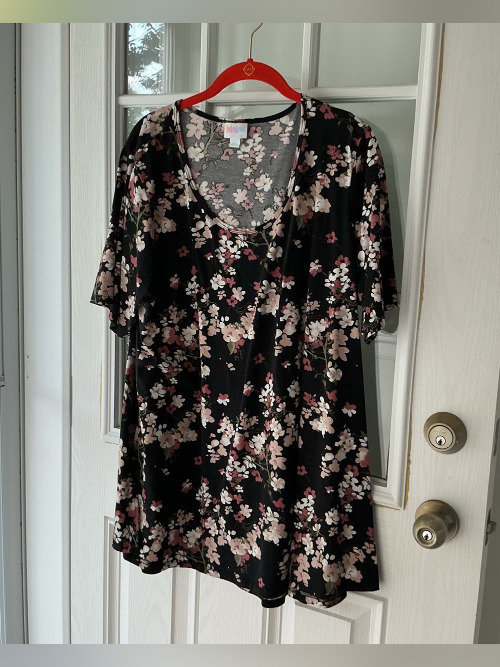 LuLaRoe Black Tunic with Pink and Cream Floral Print